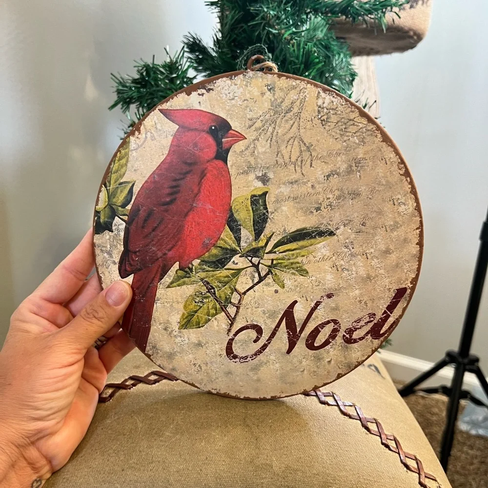 Large Round Metal Ornament With Red Cardinal - Picture 1 of 5
